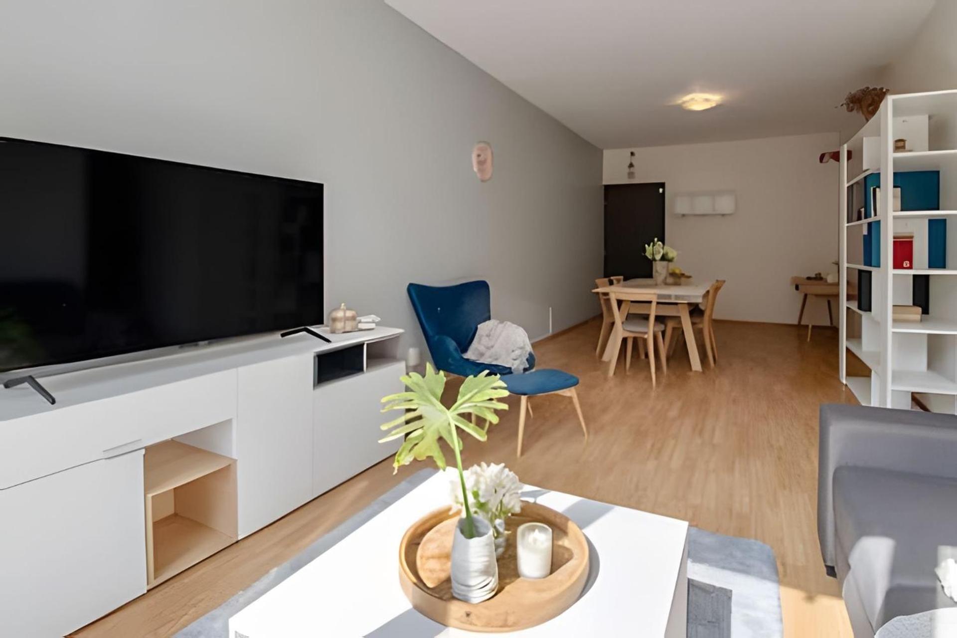 Walk Everywhere In Roma Norte: 3 Bedroom Balconies Apartment
